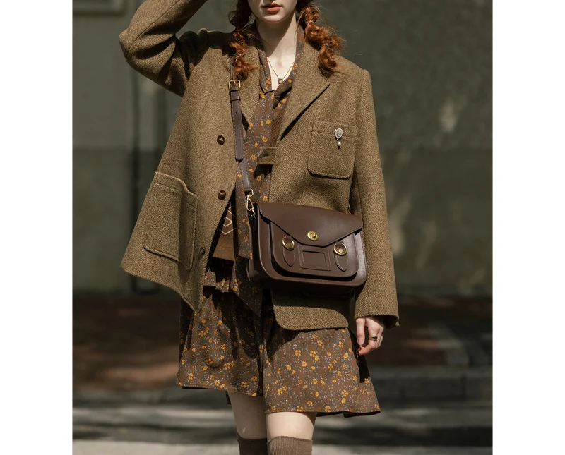 Damen Stylische Wolljacke Nord Taschen