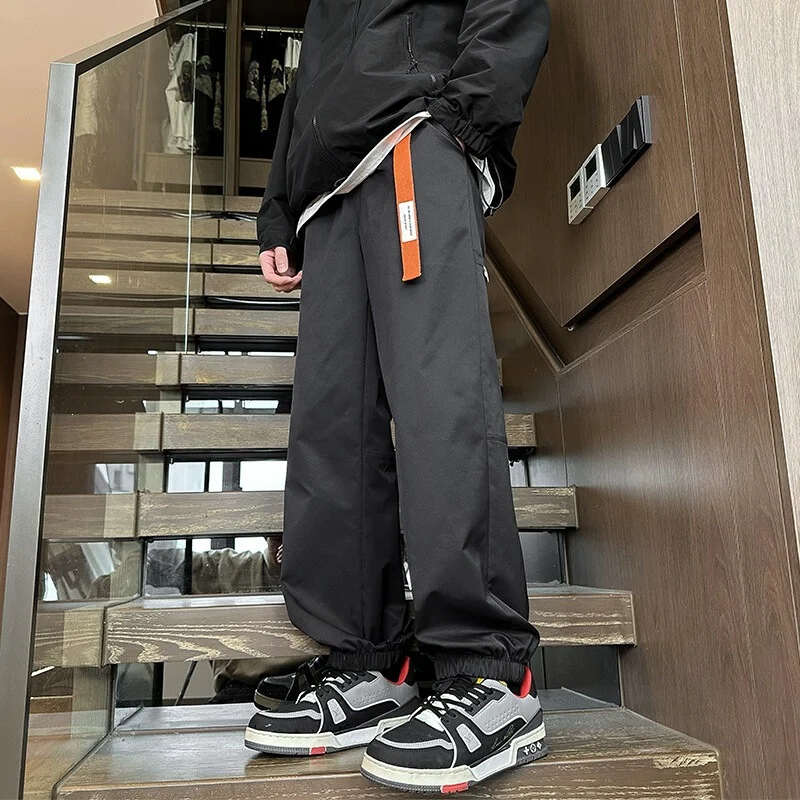 Herren Wasserabweisende Tech-Jogginghose mit elastischem Saum, Kordelzug und robusten Nähten Nord Taschen