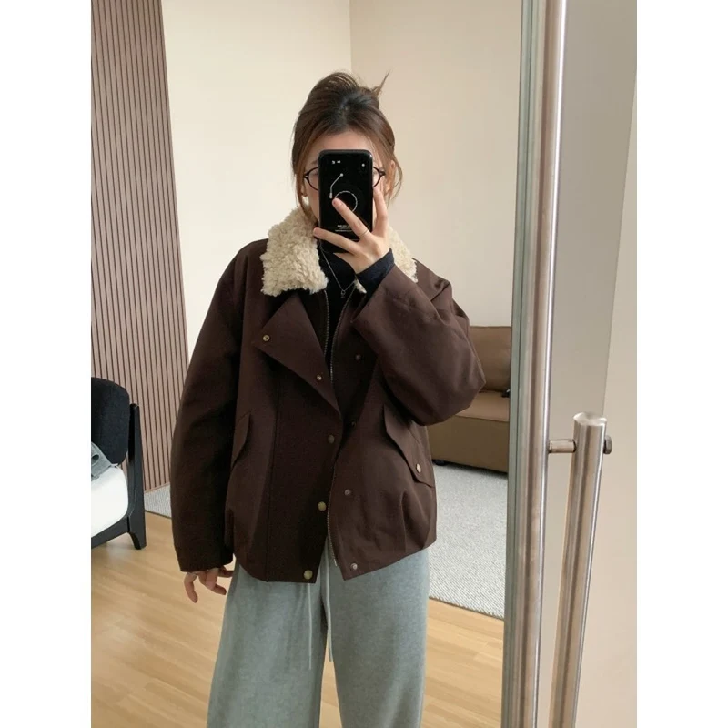 Damen Kurze Oversize-Bomberjacke mit Teddykragen und Druckknopfdetails Nord Taschen