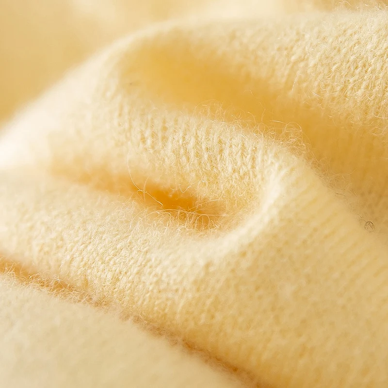 Damen Feinstrick-Pullover mit plüschiger Elefanten-Intarsia und Rippbündchen Nord Taschen