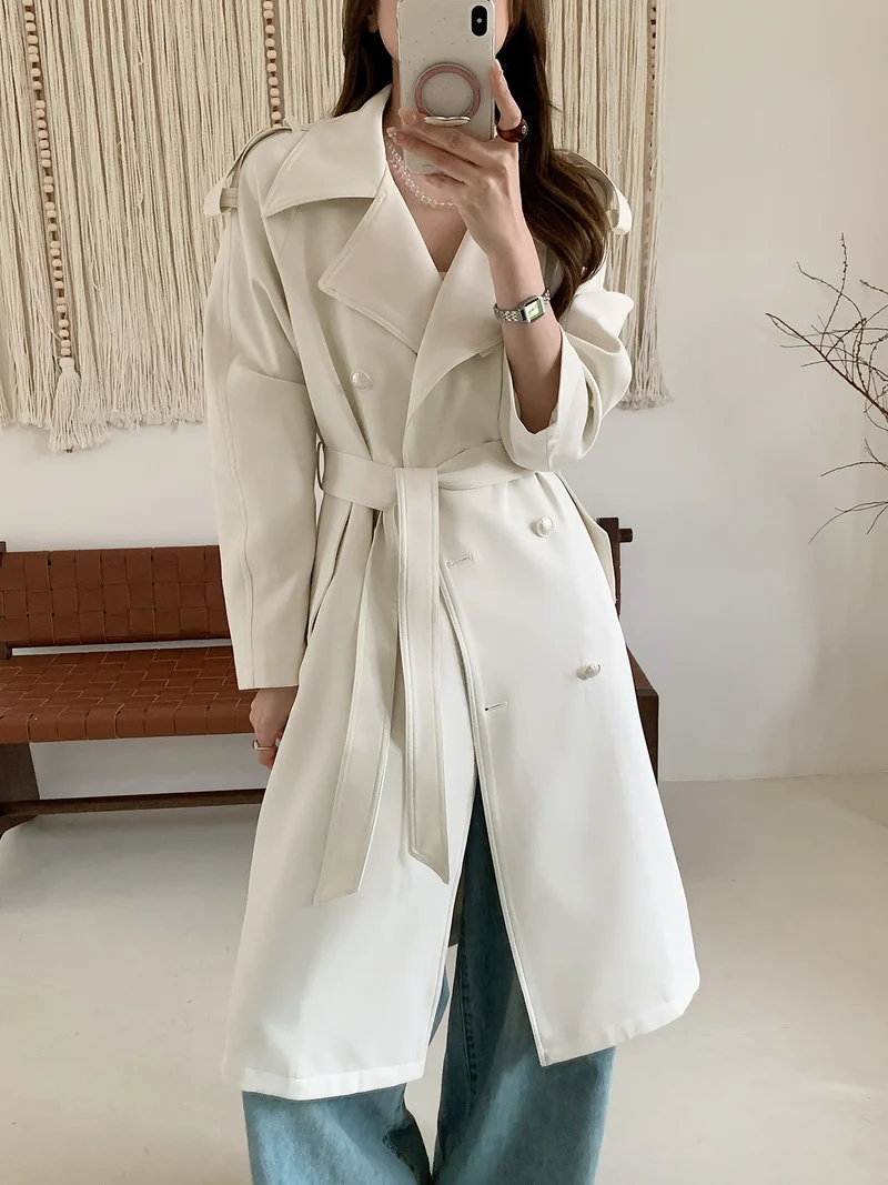 Damen Midilanger Trenchcoat mit Oversize-Schultern und Perlmuttknöpfen Nord Taschen