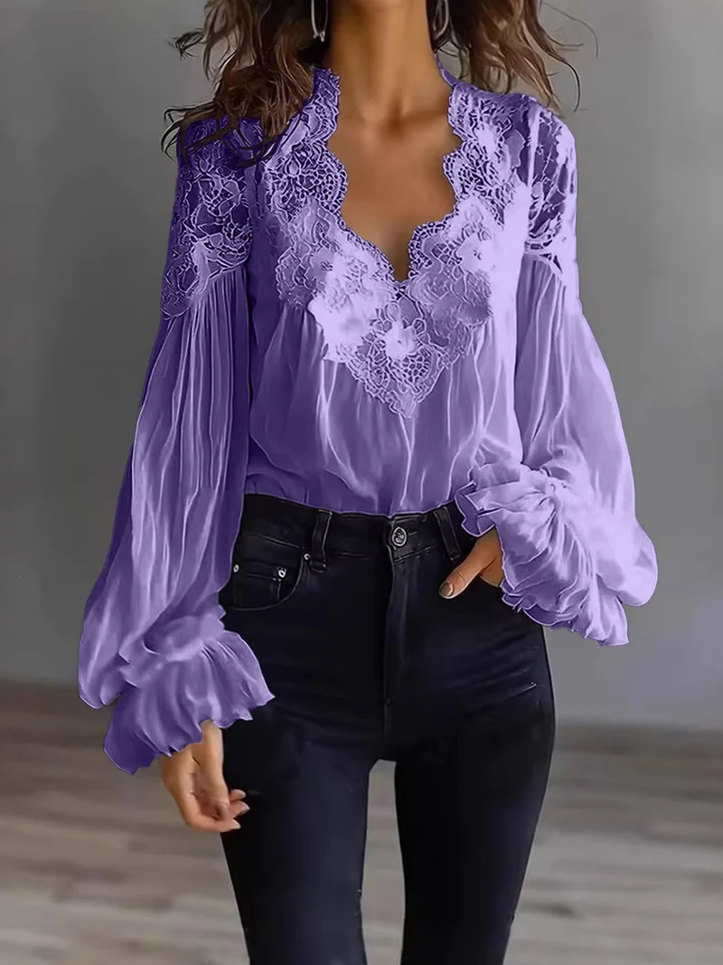 Damen Chiffon-Bluse mit Spitzen-V-Ausschnitt und weiten Plissee-Ärmeln Nord Taschen