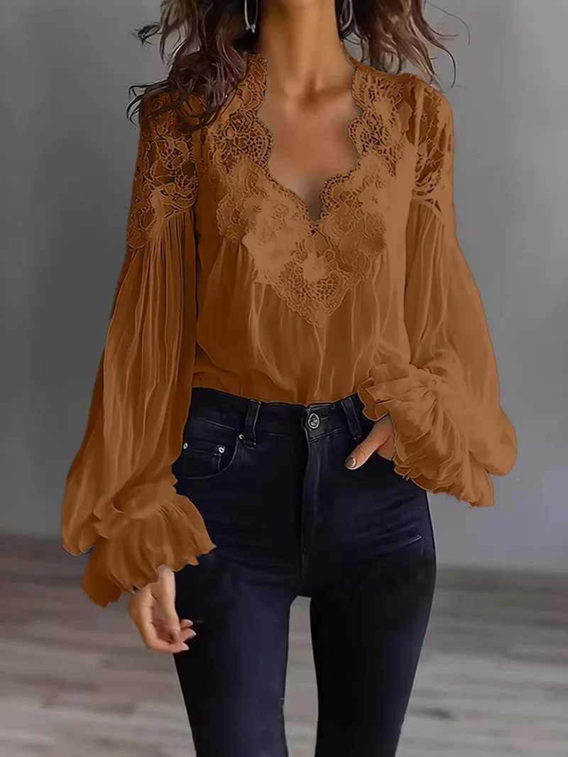 Damen Chiffon-Bluse mit Spitzen-V-Ausschnitt und weiten Plissee-Ärmeln Nord Taschen