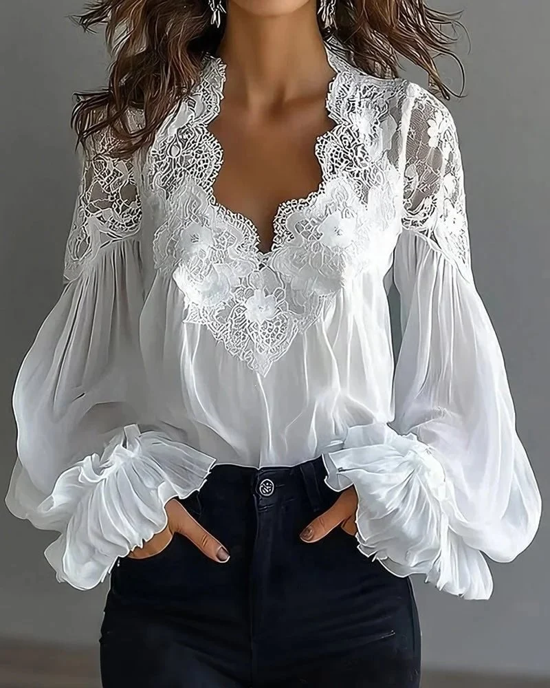 Damen Chiffon-Bluse mit Spitzen-V-Ausschnitt und weiten Plissee-Ärmeln Nord Taschen