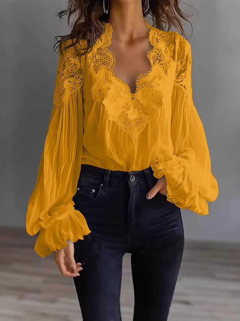 Damen Chiffon-Bluse mit Spitzen-V-Ausschnitt und weiten Plissee-Ärmeln Nord Taschen