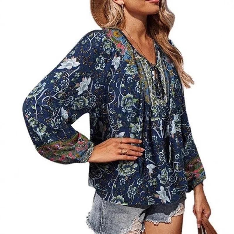 Damen Boho-Bluse mit floralem Print, V‑Ausschnitt mit Bindeband und Plissée-Details Nord Taschen
