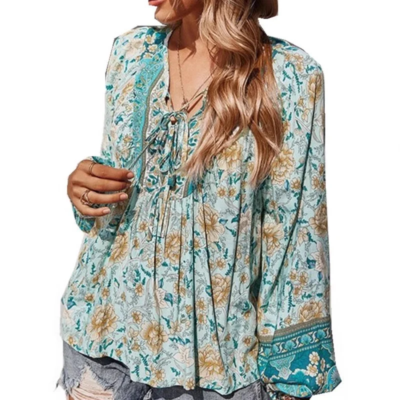 Damen Boho-Bluse mit floralem Print, V‑Ausschnitt mit Bindeband und Plissée-Details Nord Taschen