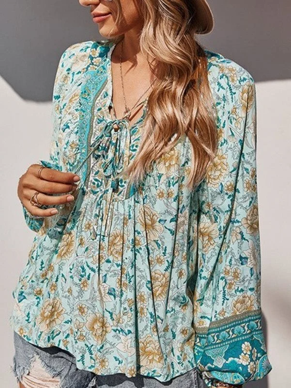 Damen Boho-Bluse mit floralem Print, V‑Ausschnitt mit Bindeband und Plissée-Details Nord Taschen