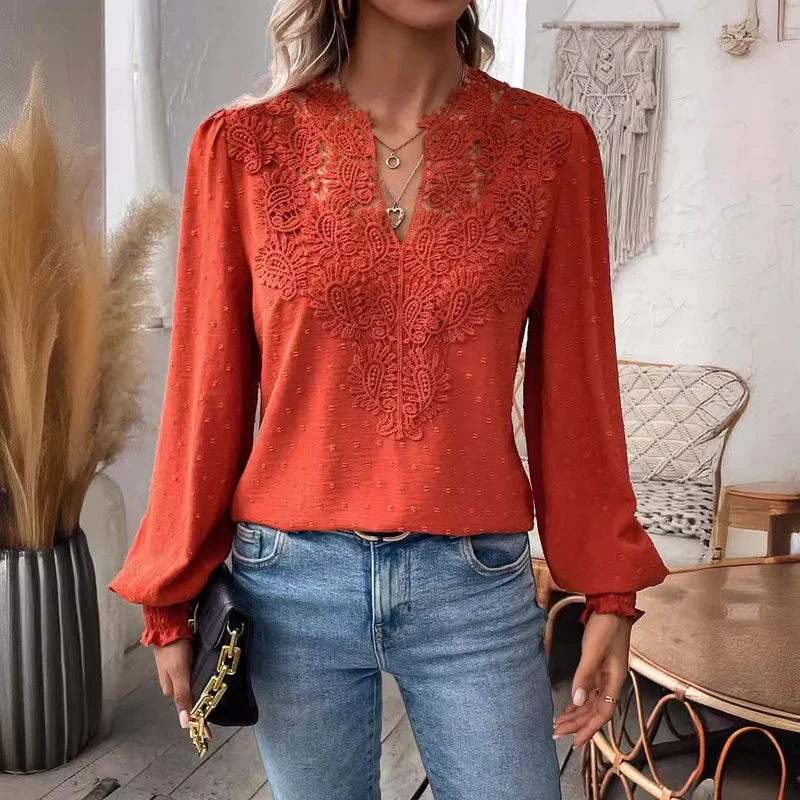 Damen Bluse mit Spitzen‑Plastron, V‑Ausschnitt und ballonartigen Ärmeln Nord Taschen