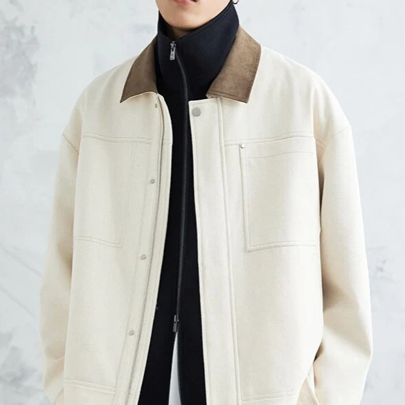 Herren Boxy-Zipjacke aus strukturiertem Baumwollmix mit Lederkragen und verdeckter Druckknopfblende Nord Taschen