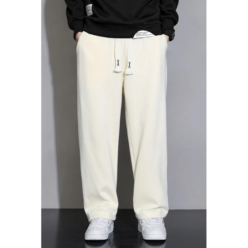 Herren Relaxed-Fit Jogginghose aus French-Terry mit weitem Bein und Tunnelzug Nord Taschen