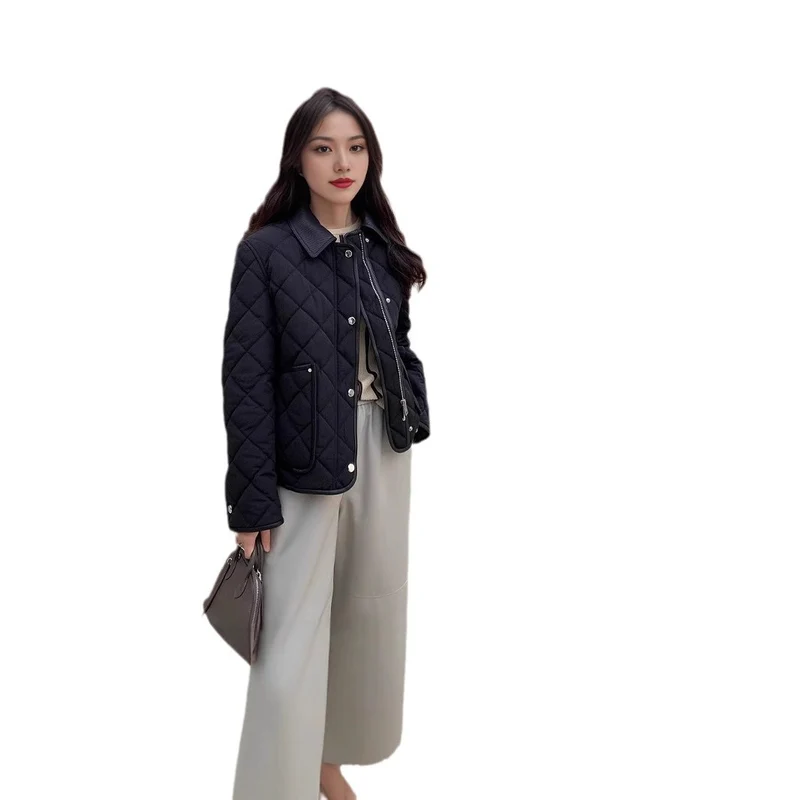 Damen Stylische gesteppte Jacke mit hohem Kragen Nord Taschen
