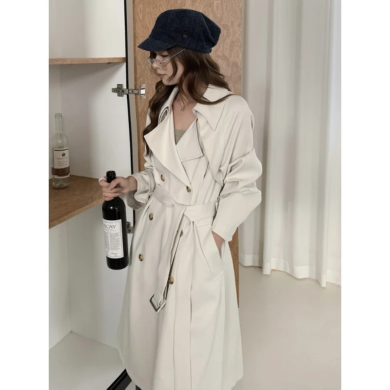 Damen Kastenförmiger Midilanger Trenchcoat mit weichem Fall und verstellbaren Manschetten Nord Taschen