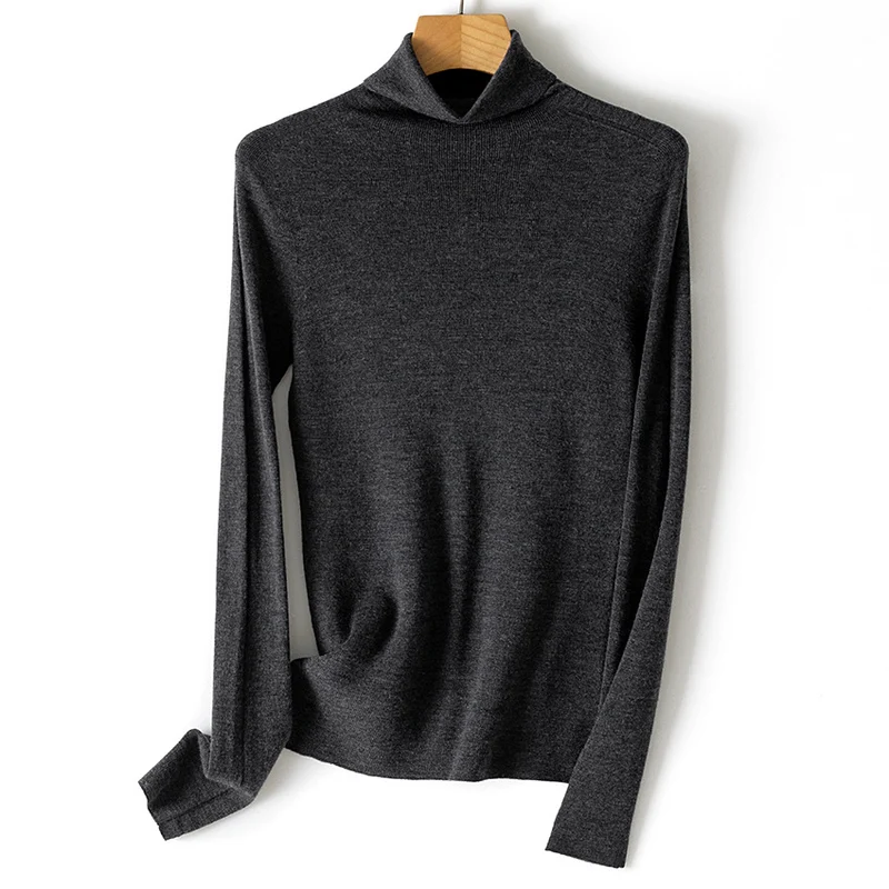 Damen Feiner Rollkragen-Feinstrickpullover mit schmaler Silhouette und elastischem Saum Nord Taschen