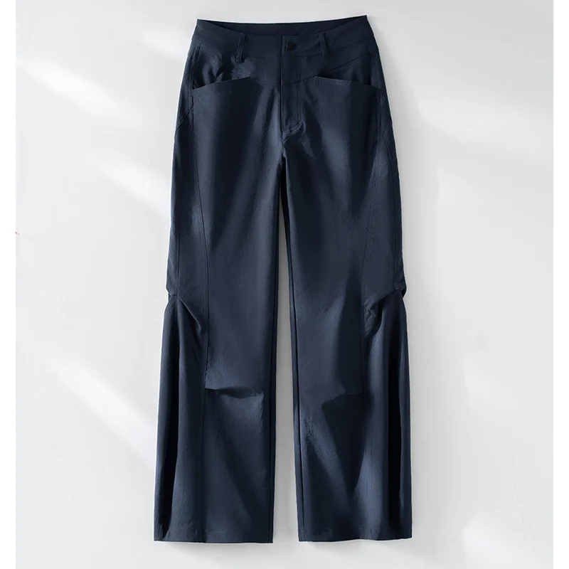 Damen Weite High‑Waist-Hose mit eingesetztem Beinschlitz und markanten Eingrifftaschen Nord Taschen