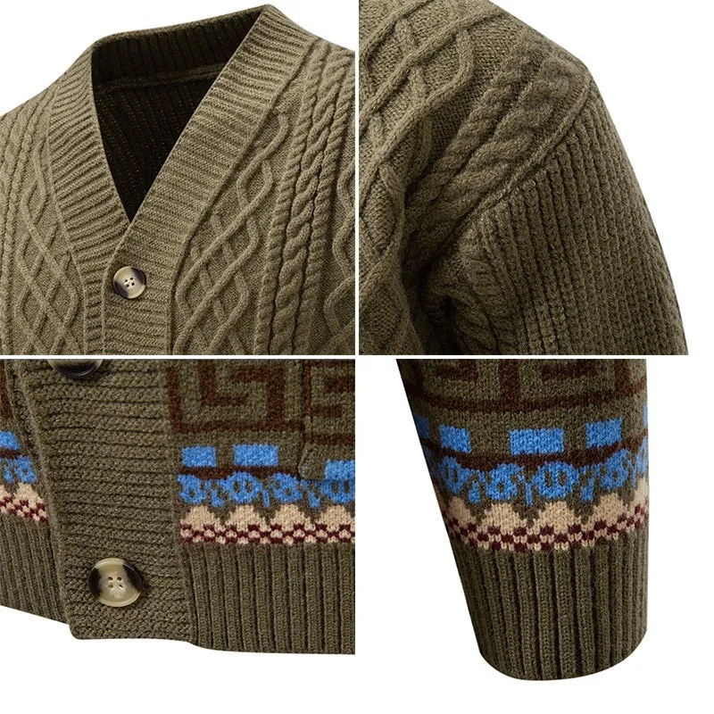 Herren Strickcardigan mit Zopfmuster, Jacquard-Bündchen und Knopfverschluss Nord Taschen