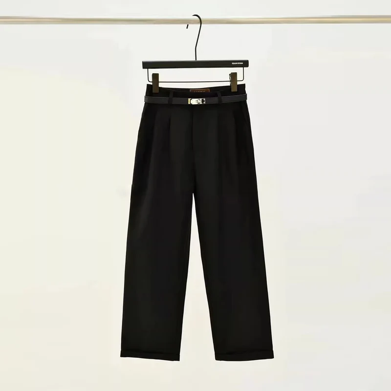 Damen weite Stoffhose mit eleganten Falten Nord Taschen