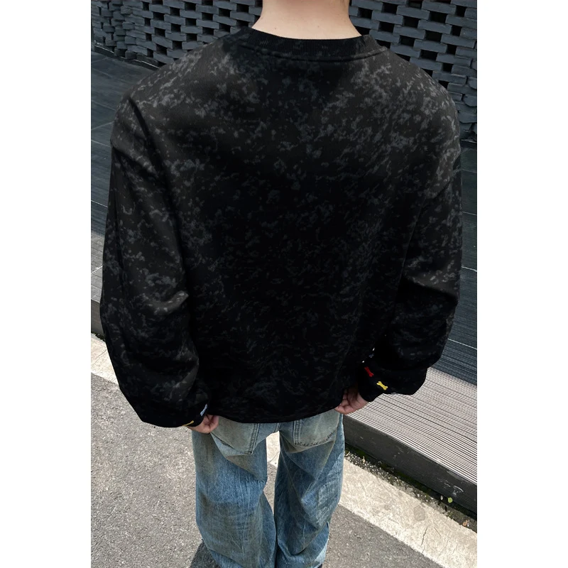 Herren Oversize-Sweatshirt mit Marmor-Effekt und bunten Knochenstickereien Nord Taschen