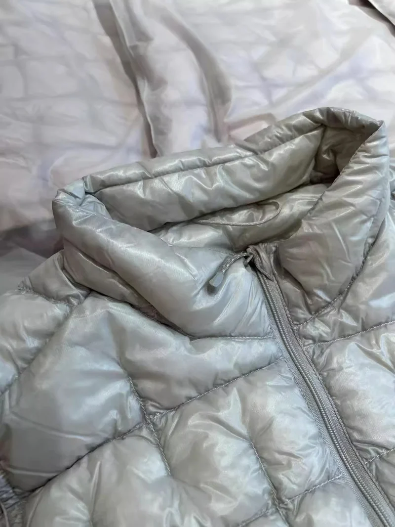Damen Stilvolle Steppjacke mit hohem Kragen Nord Taschen