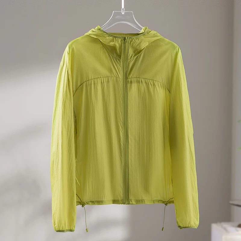 Damen Ultraleichte Packbare Schutzjacke mit Kapuze und verstellbarem Saum Nord Taschen