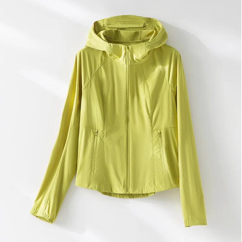 Damen Ultraleichte atmungsaktive Kapuzenjacke mit Raglanärmeln und Reißverschlusstaschen Nord Taschen
