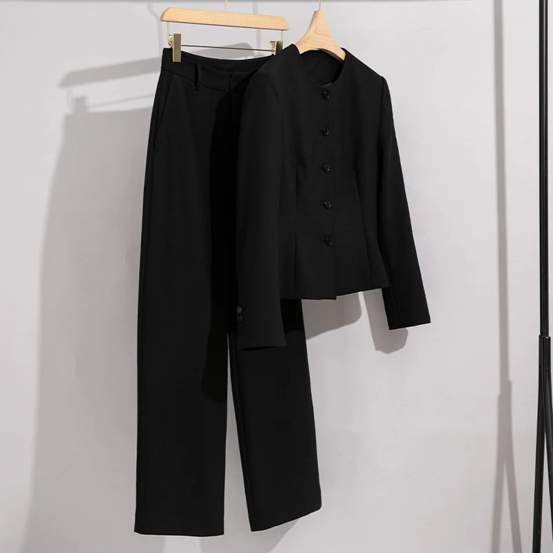 Damen Elegantes Hosenanzug-Set aus feinem Wollmix mit Rundhalsausschnitt Nord Taschen