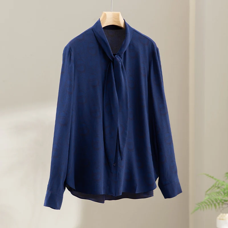 Damen Elegante Schleifenkragen-Bluse mit Jacquardstruktur und lockerer Passform Nord Taschen