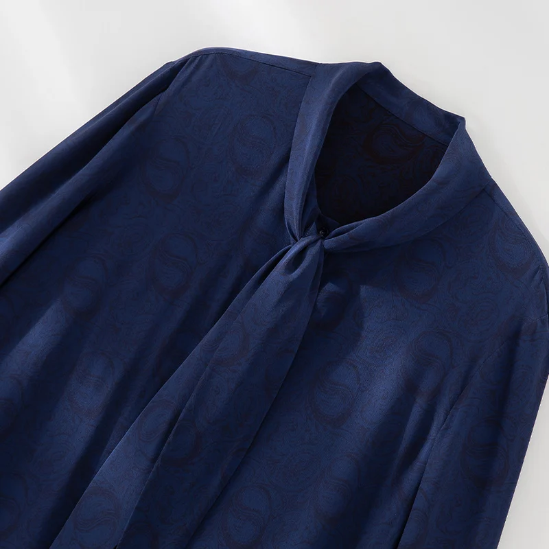 Damen Elegante Schleifenkragen-Bluse mit Jacquardstruktur und lockerer Passform Nord Taschen