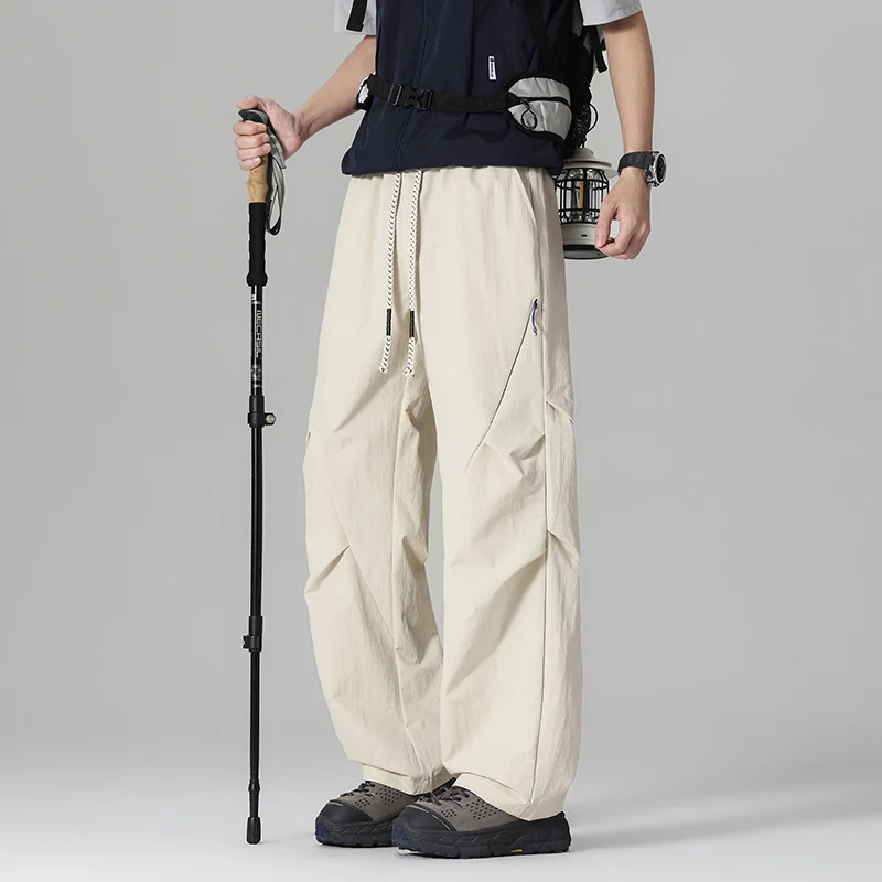 Herren Leichte Outdoor-Hose mit innovativem Schnitt