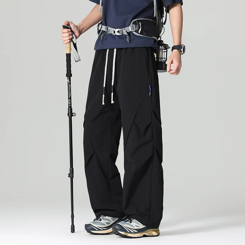 Herren Leichte Outdoor-Hose mit innovativem Schnitt