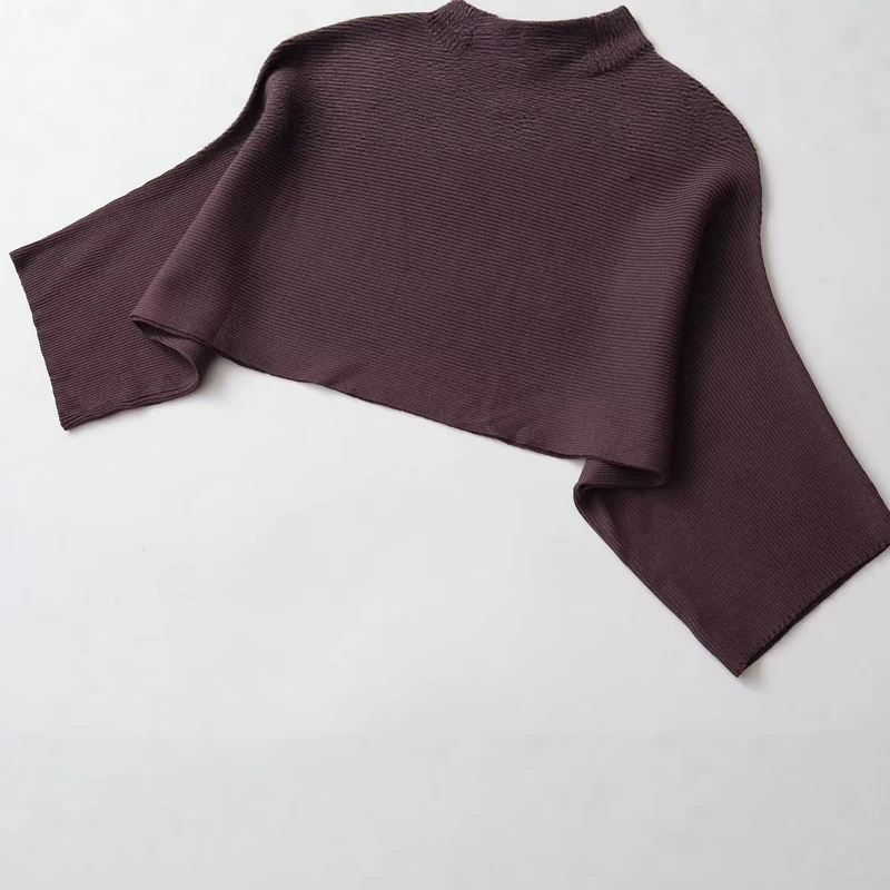 Damen Gerippter Kurz‑Poncho mit U‑Boot‑Ausschnitt und kastiger Silhouette Nord Taschen