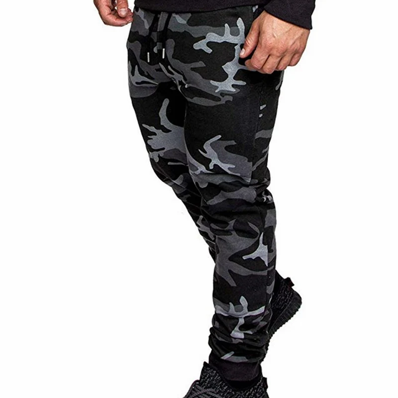 Herren Tapered Sweatpants aus Baumwollmix mit elastischem Bund, Tunnelzug und gerippten Bündchen Nord Taschen