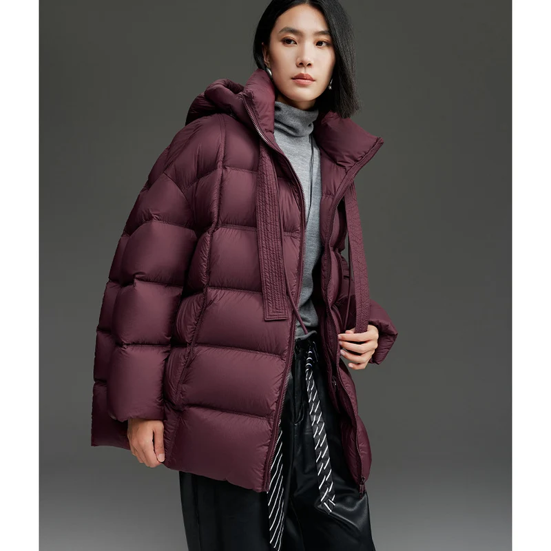 Damen Boxy-Steppjacke mit übergroßem Thermokragen und dekorativen Kordel-Details Nord Taschen