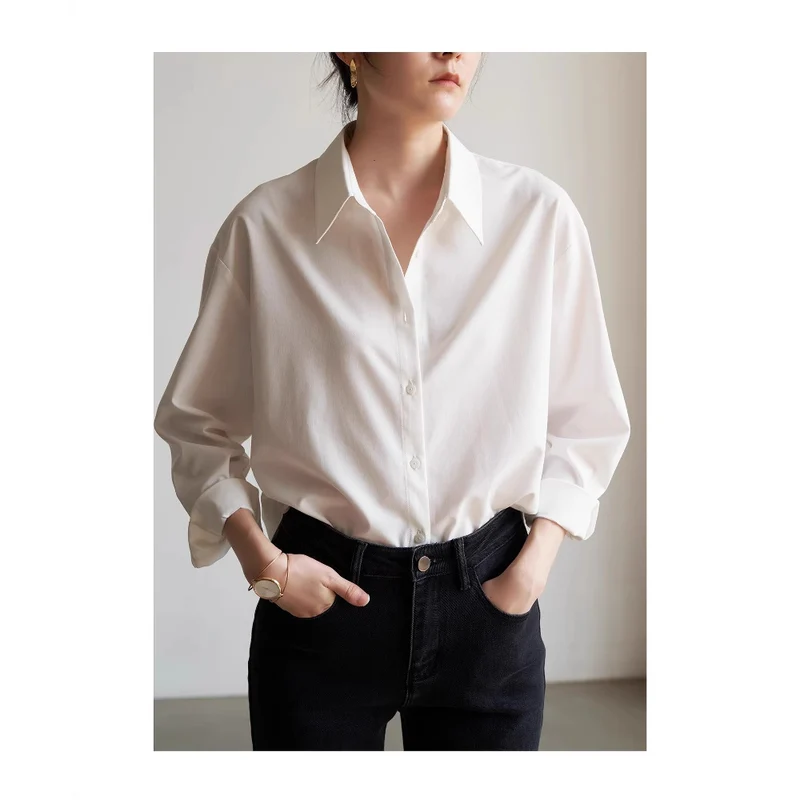 Damen Schicke und lässige Bluse mit oversized Schnitt Nord Taschen