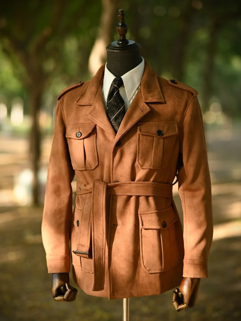 Herren Veloursleder-Safari-Jacke mit Taillengürtel und Pattentaschen Nord Taschen