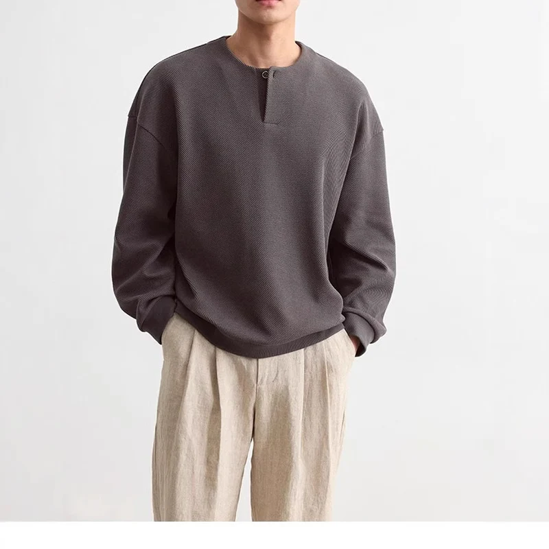 Herren Strukturierter Oversize-Strickpullover mit Henley-Knopfleiste Nord Taschen