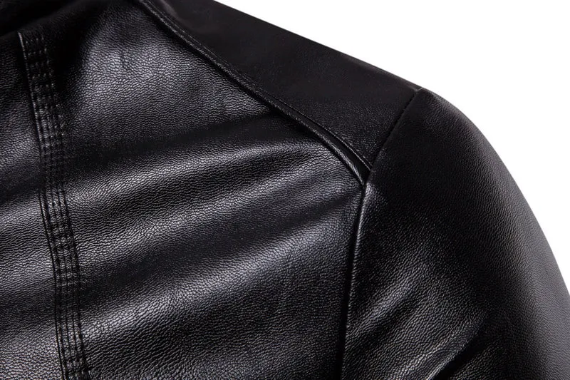 Herren Slim-Fit Biker-inspirierte Kunstlederjacke mit Stehkragen und minimalistischer Nahtführung Nord Taschen