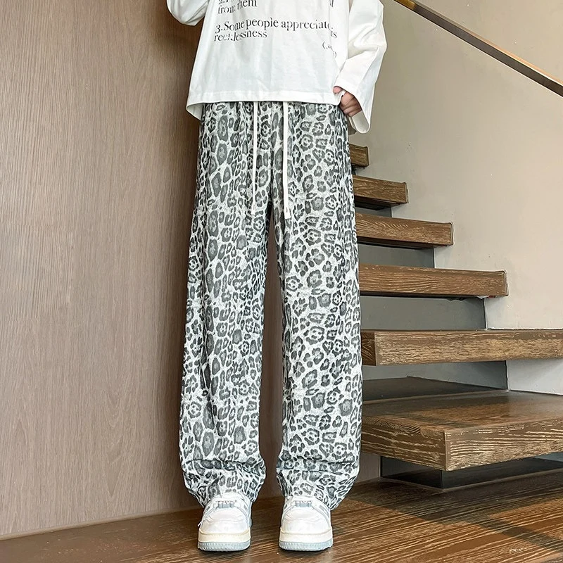 Herren Weit geschnittene Leoprint-Hose aus leichtem Viskose-Mix mit Kordelzug Nord Taschen