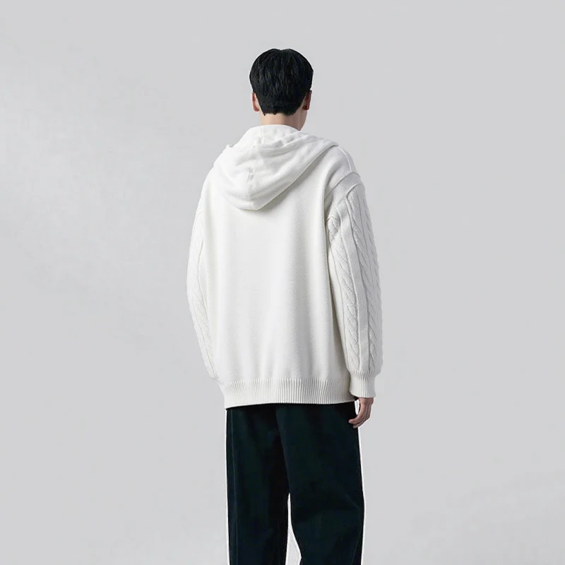 Herren Strukturiertes Zopfmuster-Kapuzenpullover mit Knopfleiste Nord Taschen