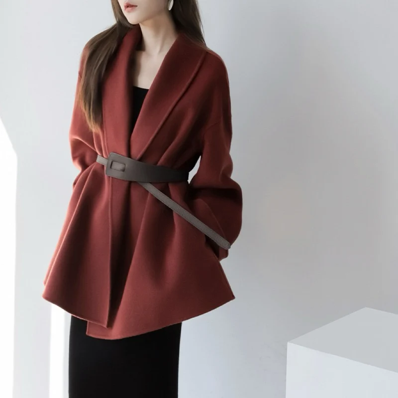 Damen Modischer und eleganter Mantel mit Gürtel Nord Taschen