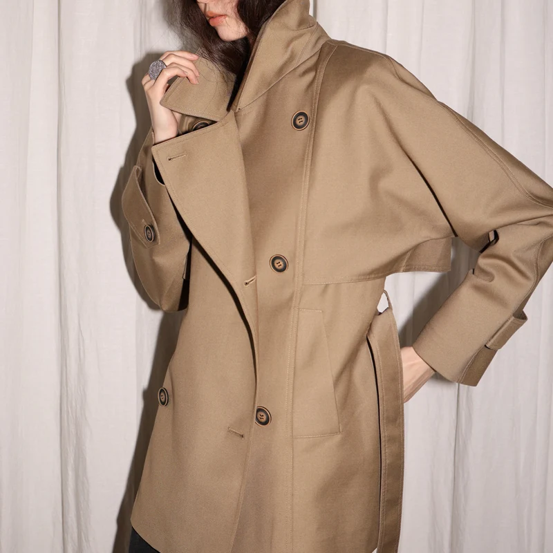 Damen Modischer Trenchcoat mit Taillengürtel und großen Taschen Nord Taschen