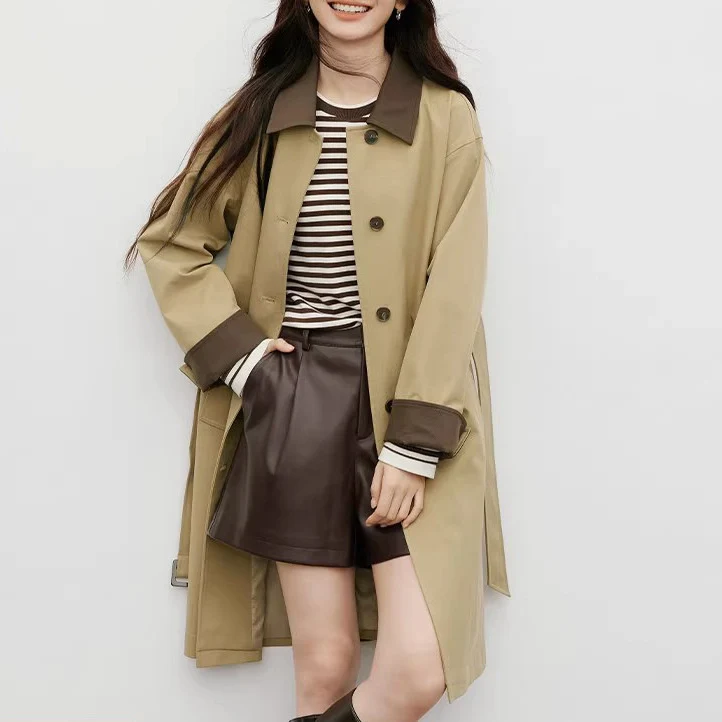 Damen Modischer Trenchcoat mit kontrastierenden Details Nord Taschen