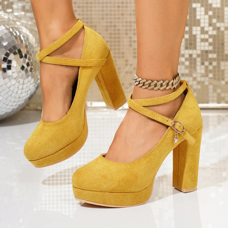 Damen Plateau-Pumps mit geflochtenem Riemen - Vittorelli
