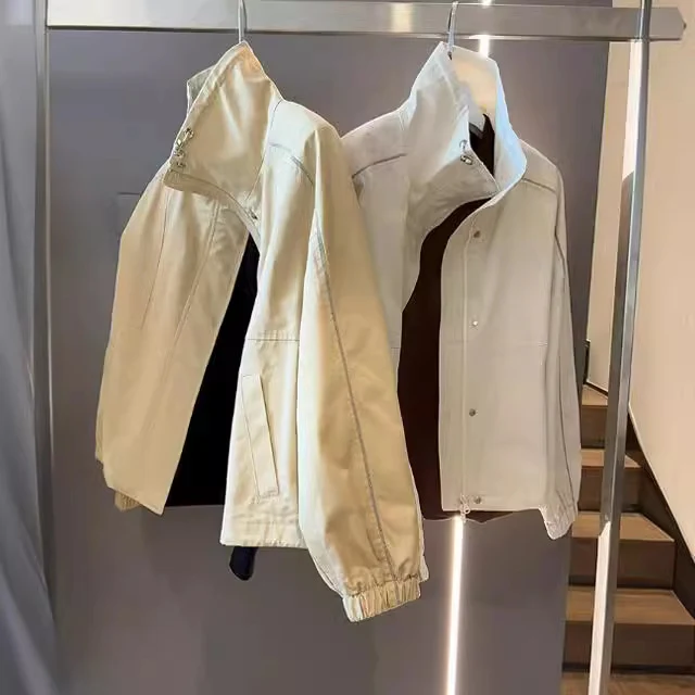 Damen Modische Übergangsjacke mit hohem Kragen und Druckknopfverschlüssen Nord Taschen