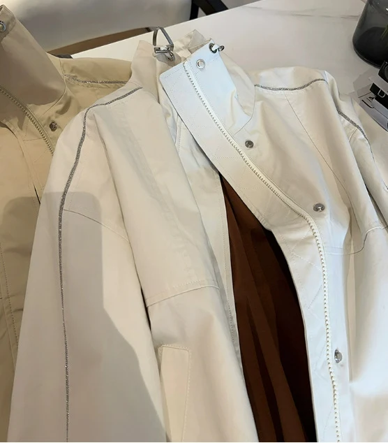 Damen Modische Übergangsjacke mit hohem Kragen und Druckknopfverschlüssen Nord Taschen