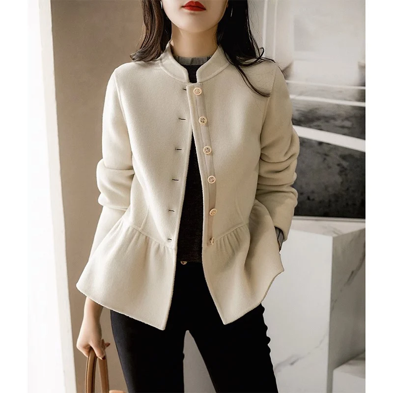 Damen Modischer Sweatjacke mit Knopfdetails Nord Taschen
