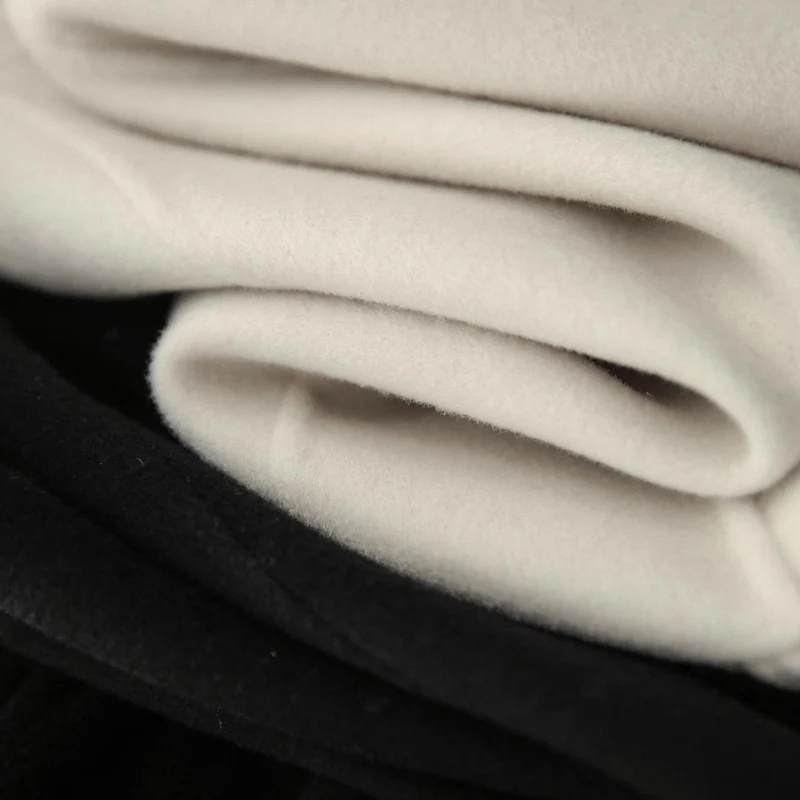 Damen Modischer Sweatjacke mit Knopfdetails Nord Taschen