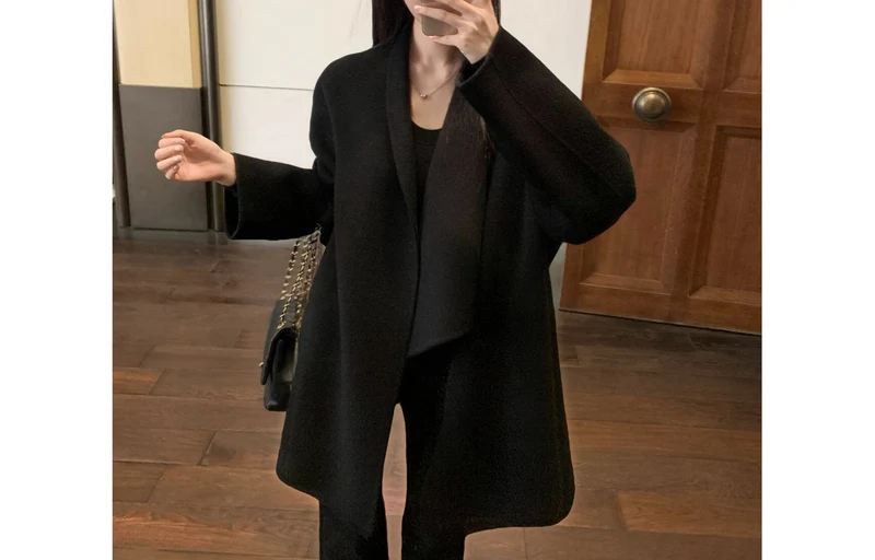 Damen Modischer Oversized-Wollmantel Nord Taschen