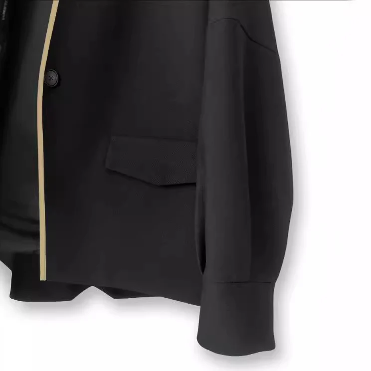 Damen Modische Blazerjacke mit eleganter Paspel Nord Taschen