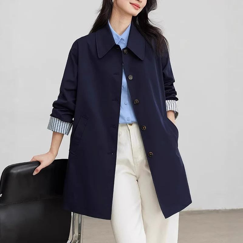 Damen Modische Übergangsjacke mit breitem Kragen und Knopfdetails Nord Taschen